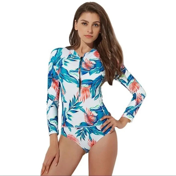 Gorgeous Long Sleeve Board bathing suit Floral Tropical - Picture 1 of 13